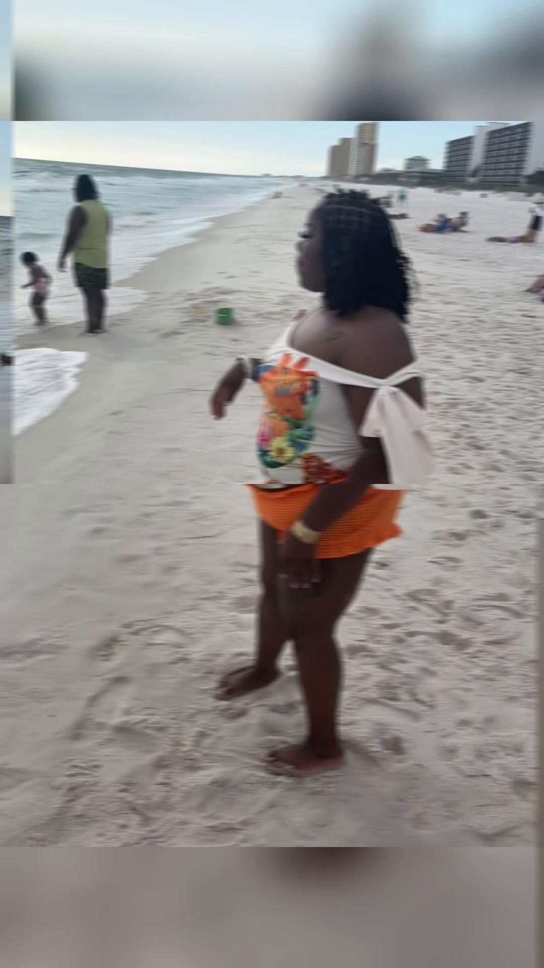 @Alicia Lasha&eacute;