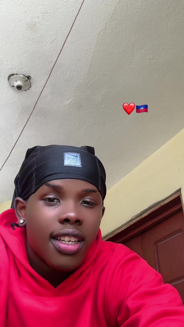 @𝐑𝐲𝐚𝐧🇭🇹🥂