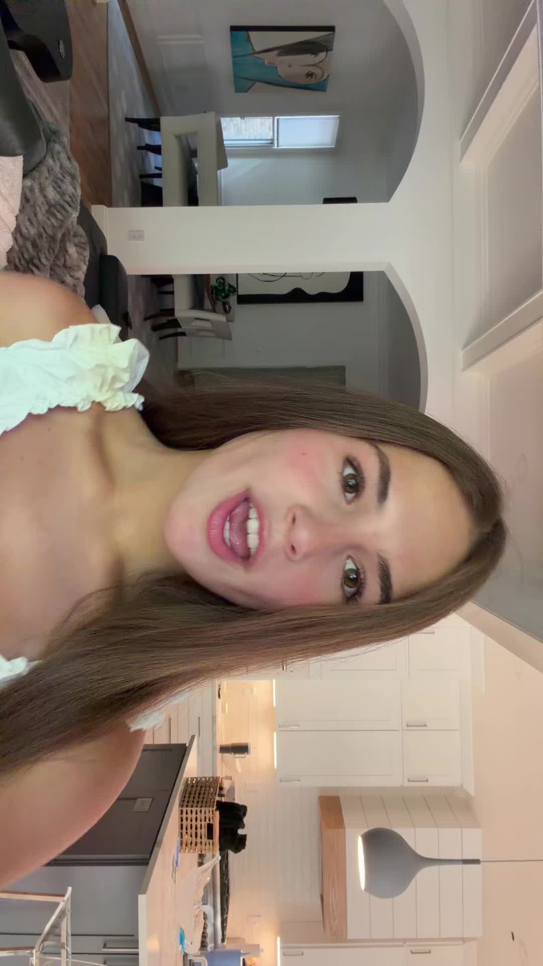 @Ava Gruenhut