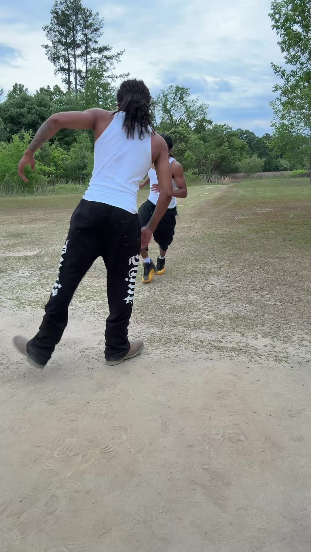 @Ghettotwins_