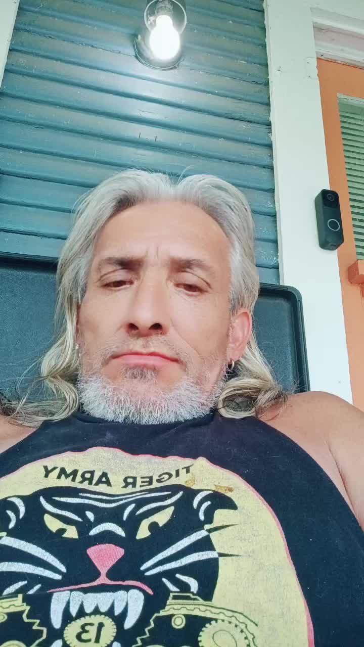 @(AKA BOBBY)