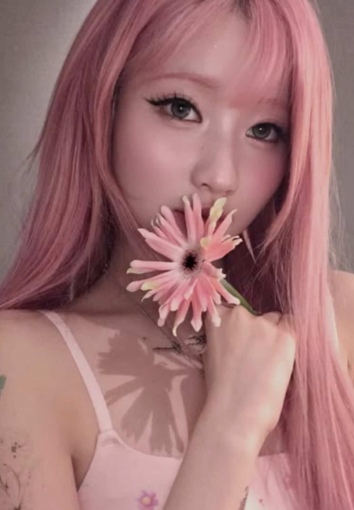 @𝐏𝐨𝐬𝐢𝐞|𝐆𝐫𝐚𝐜𝐢𝐞'𝐬 🍒