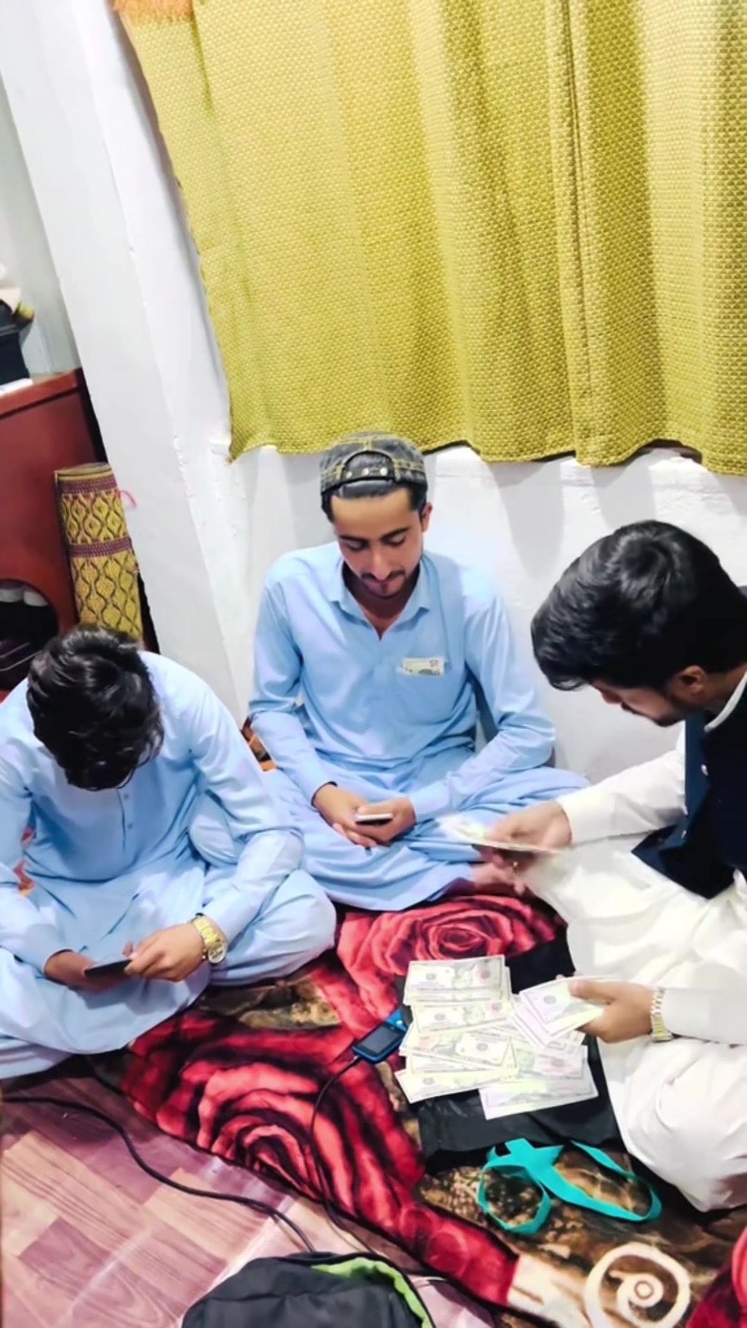 @Mian atta ullah khan 🇪🇺