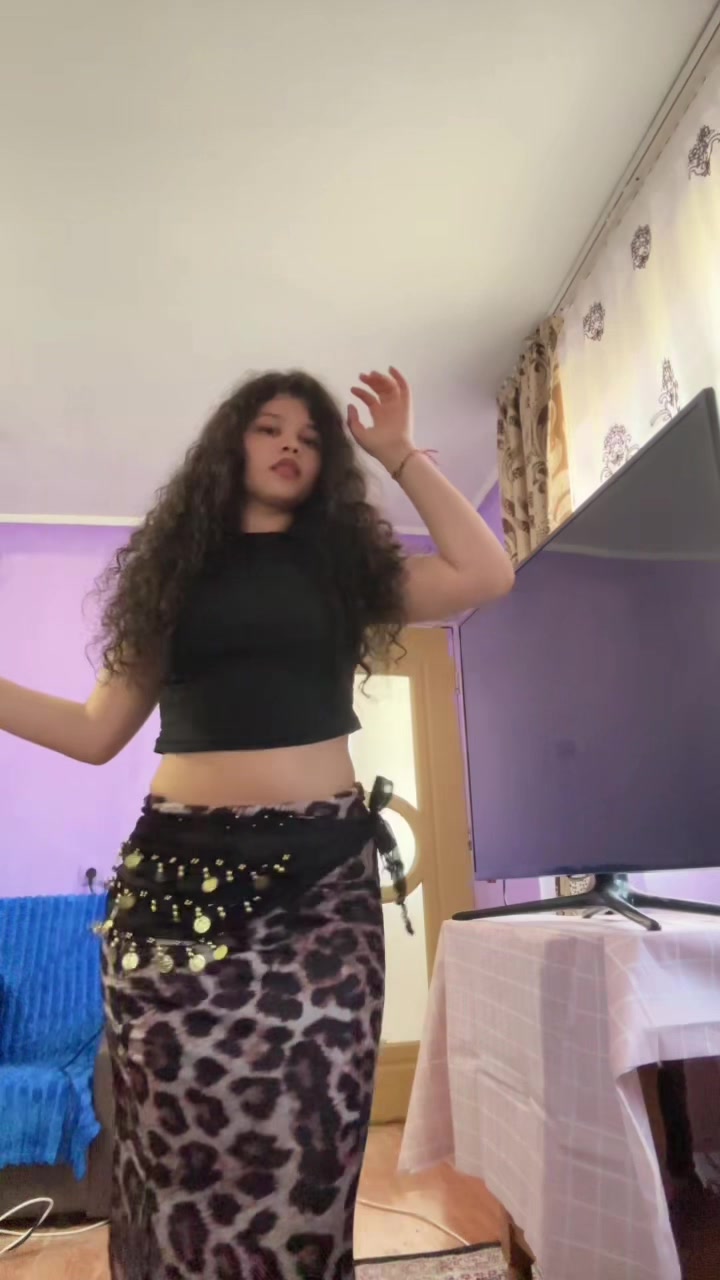 @Creațaa🎀