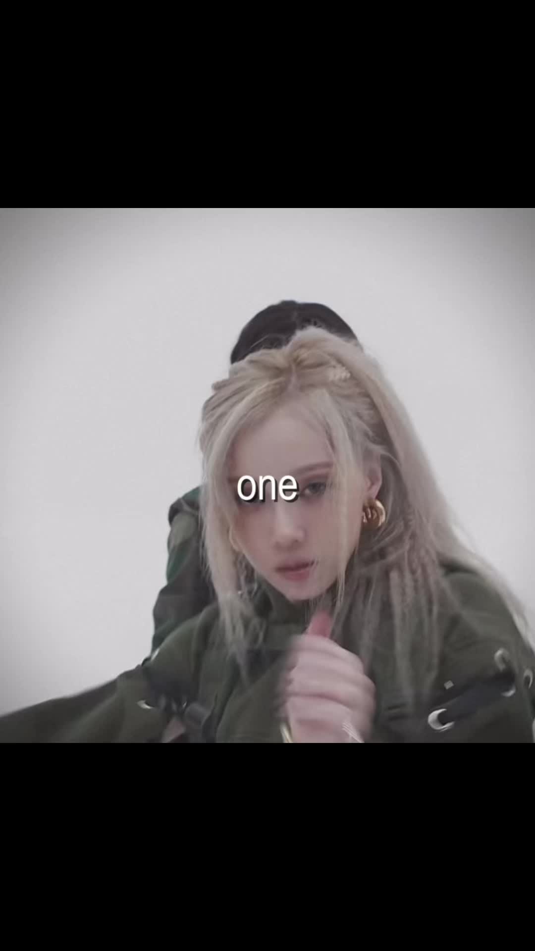 @𝐥𝐯𝐪𝐱𝐢𝐰𝐯 ☆