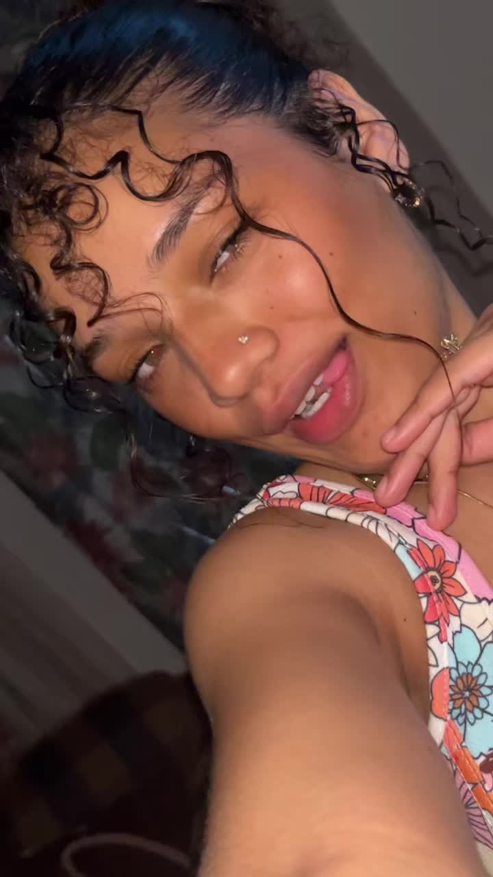 @𝓛𝓪𝓾𝓻𝔂𝓷 𝓙𝓾𝓵𝓲𝓮