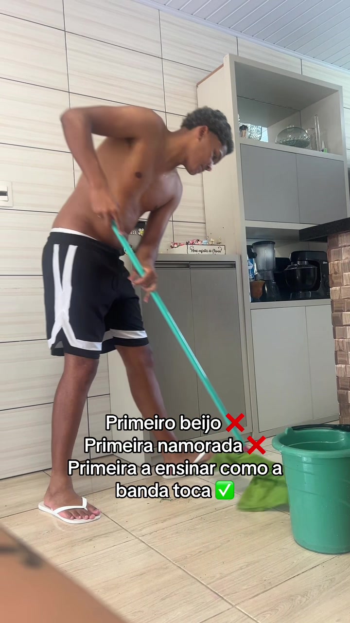 @peellenzz