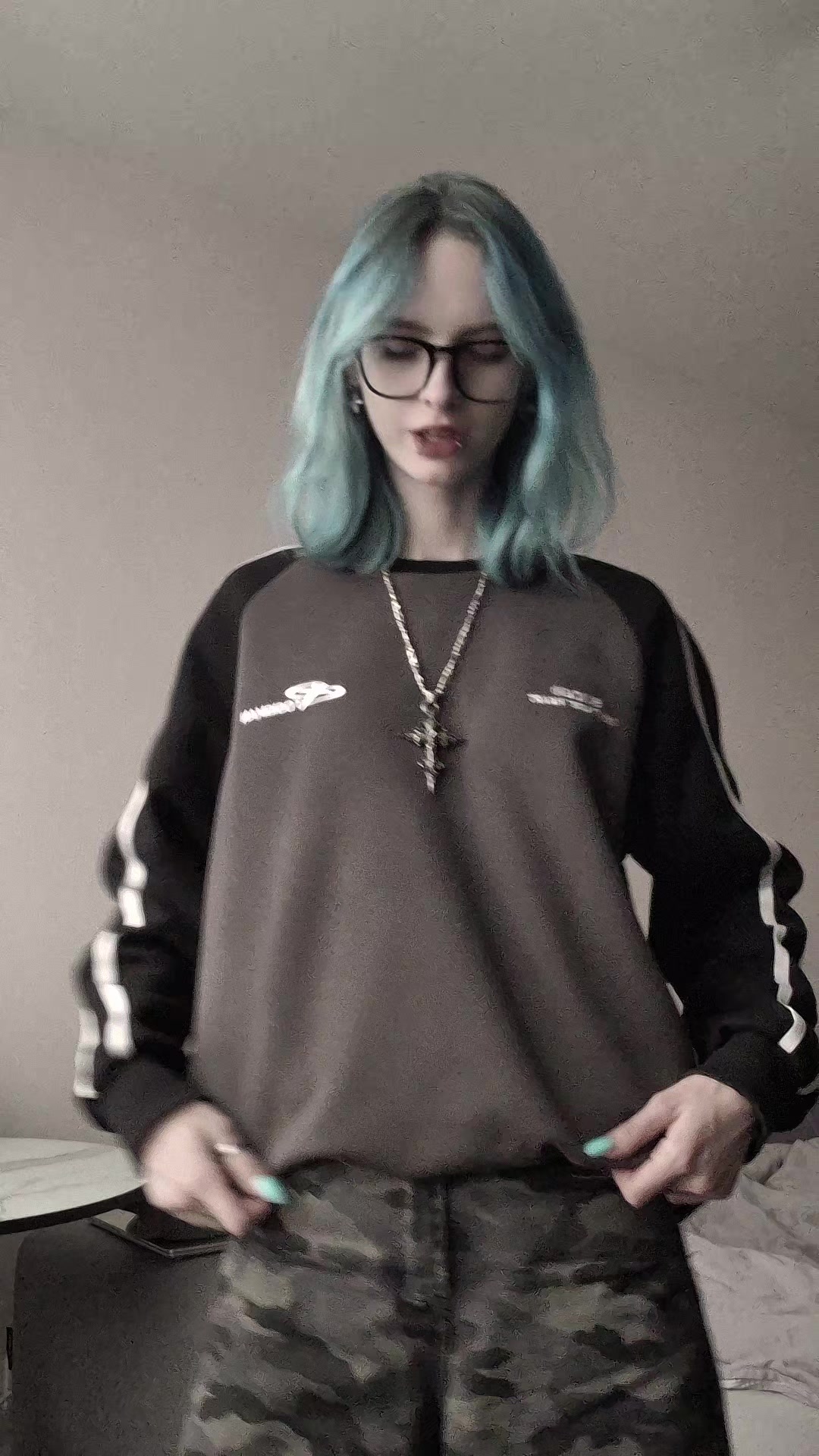 @L'