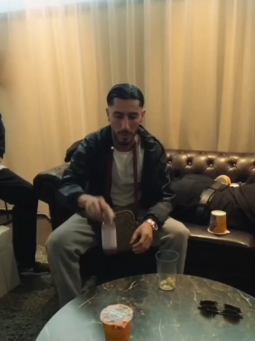@mari