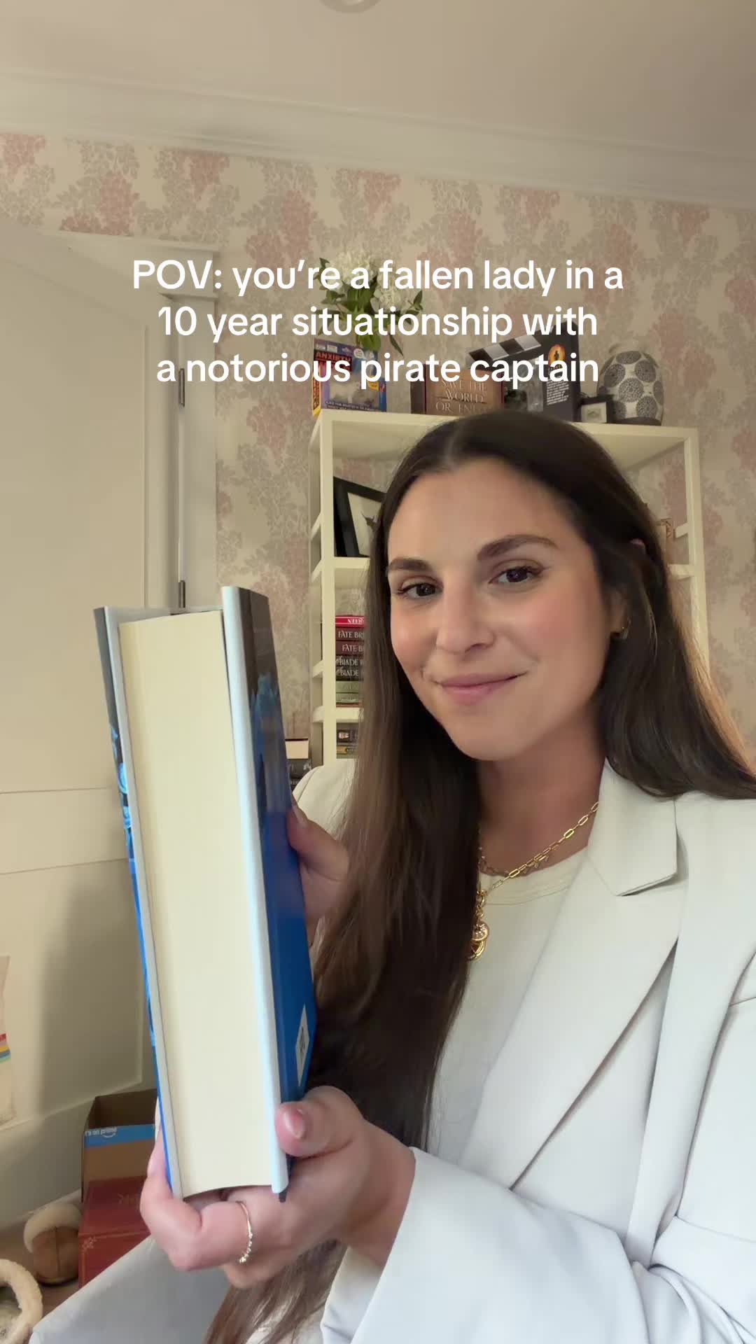 @VictoriaAveyard