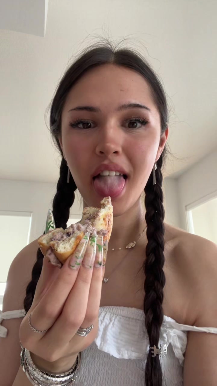 @Snowii