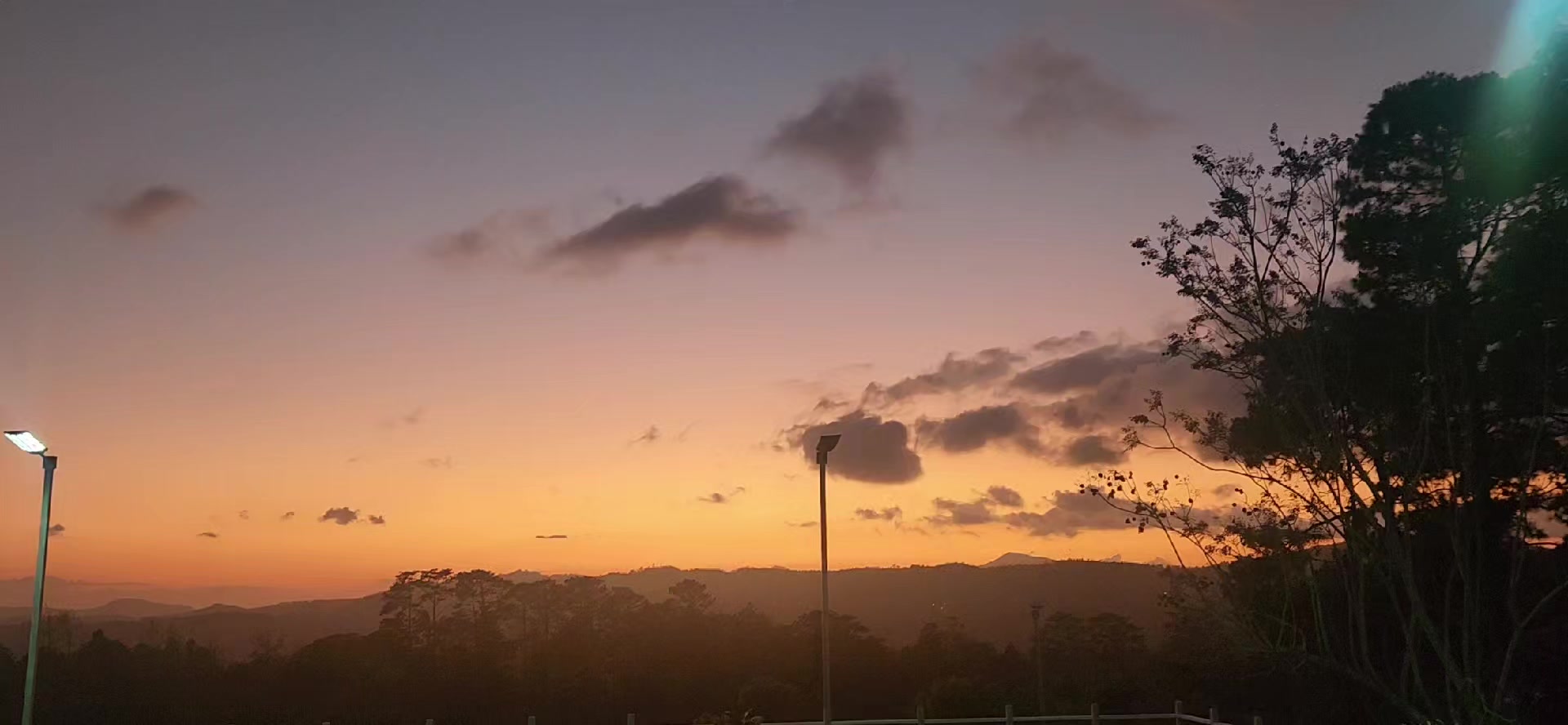 @✓ Cazando Atardecer_ 🌄☀️❤️&zwj;🔥