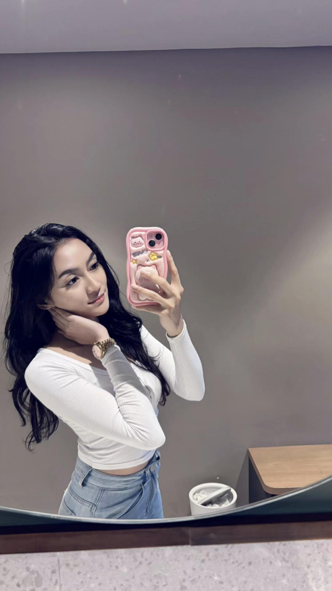 @Nyariapasihhhh