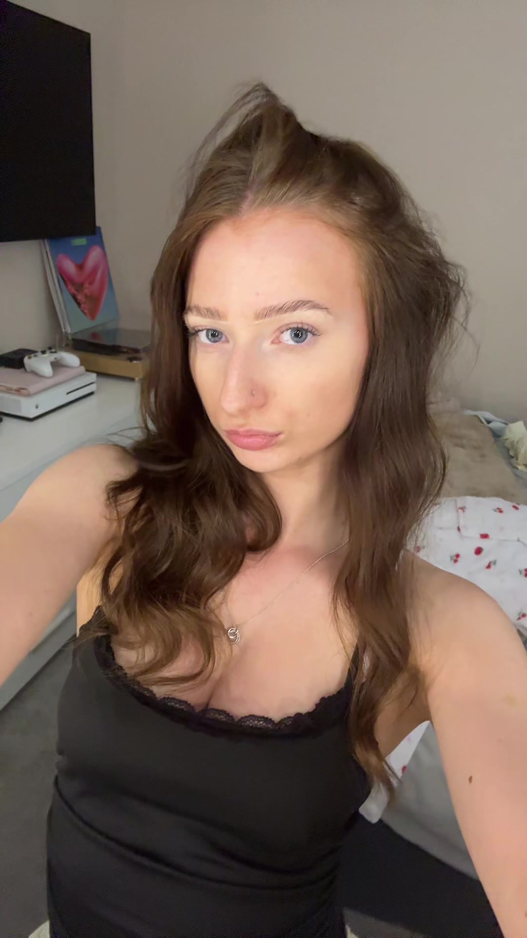 @izz🩶