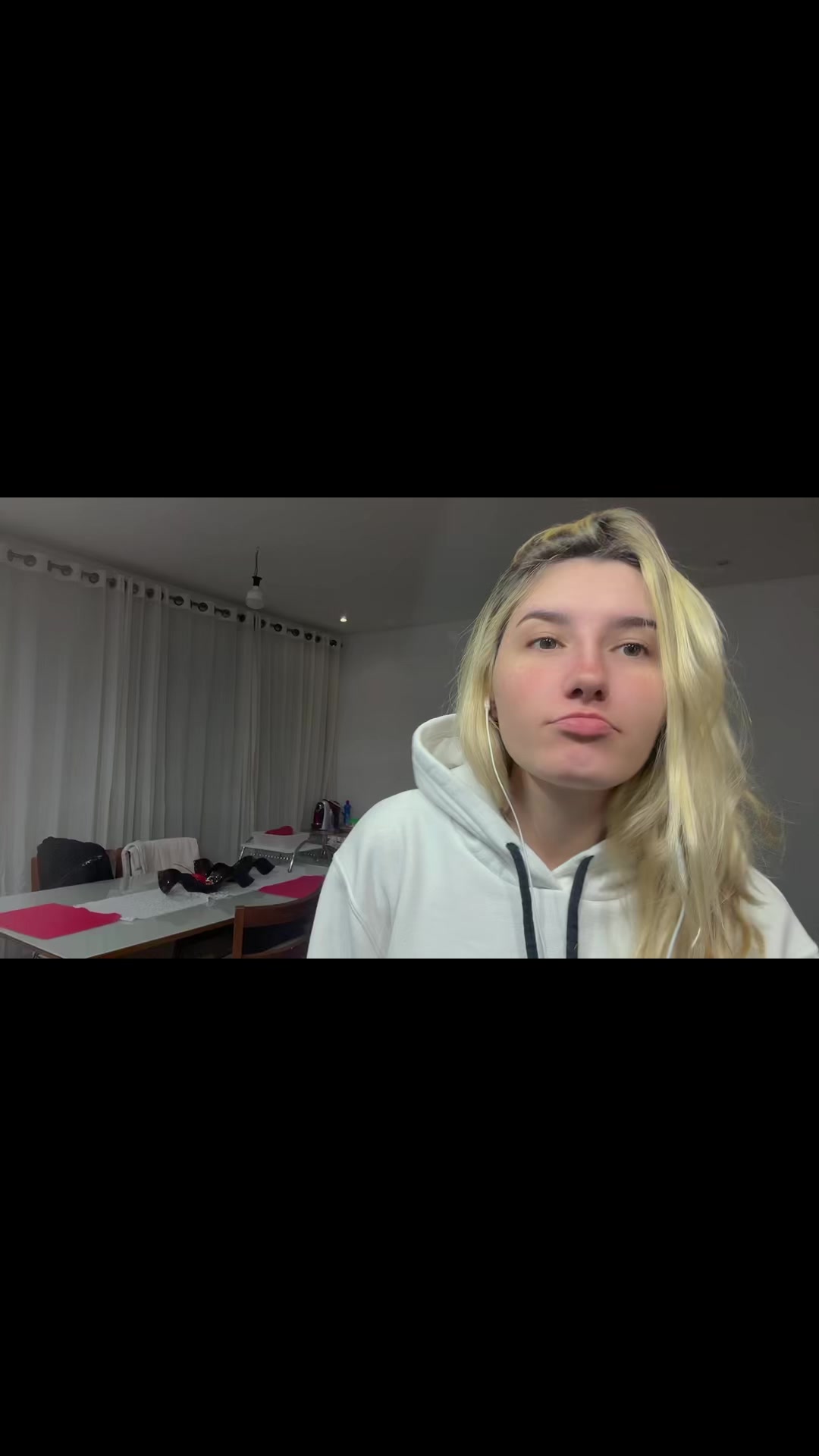 @Adriele Buchner🌩️