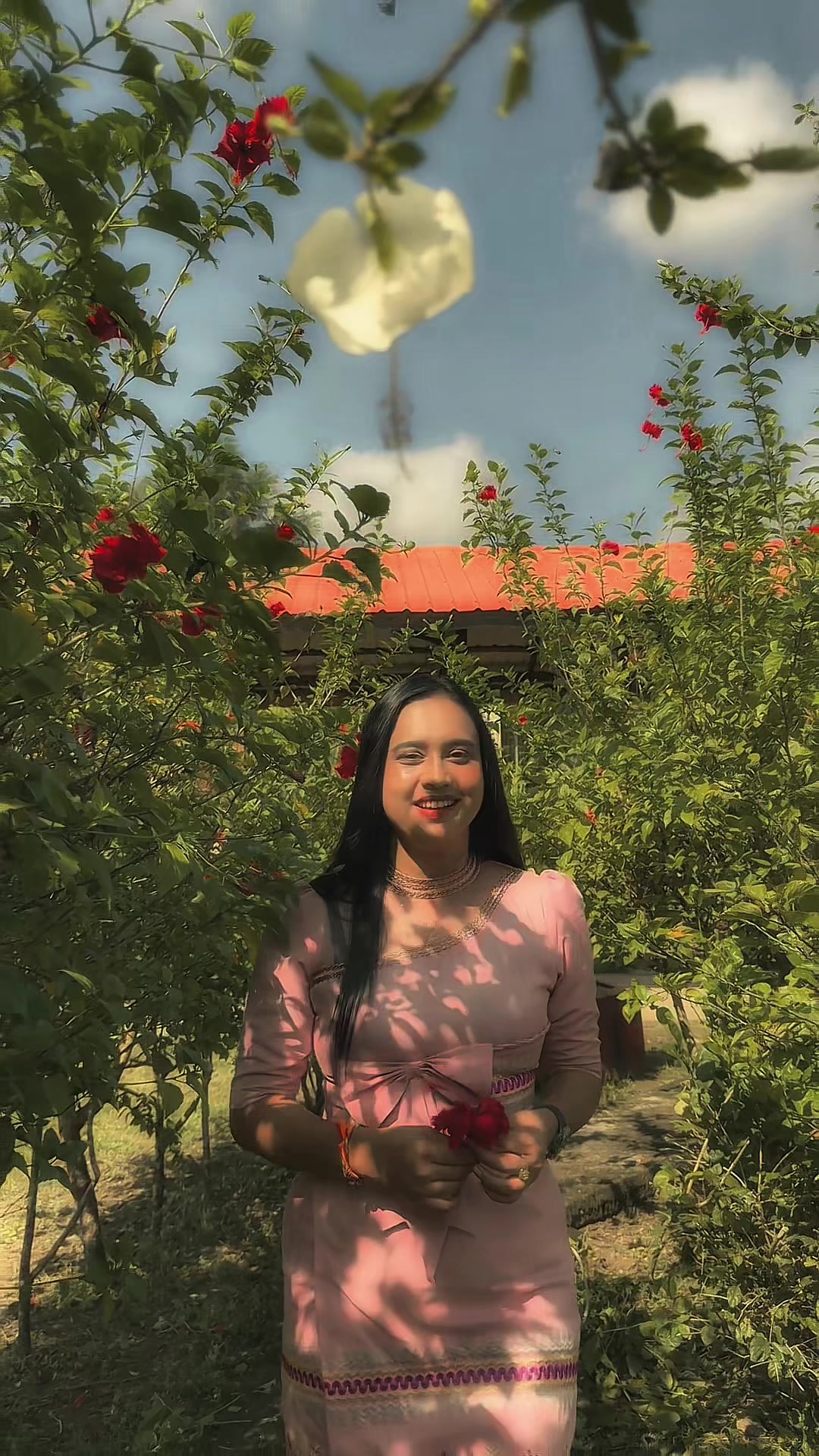 @Sandar Lwin🧜&zwj;♀️