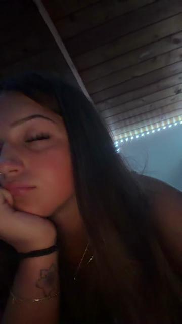 @babyyraebae