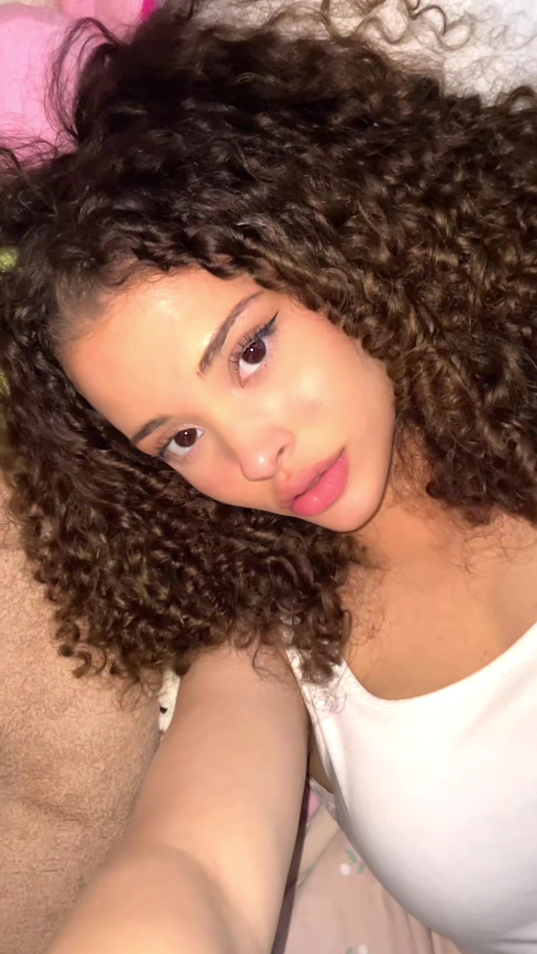 @jjeniibell
