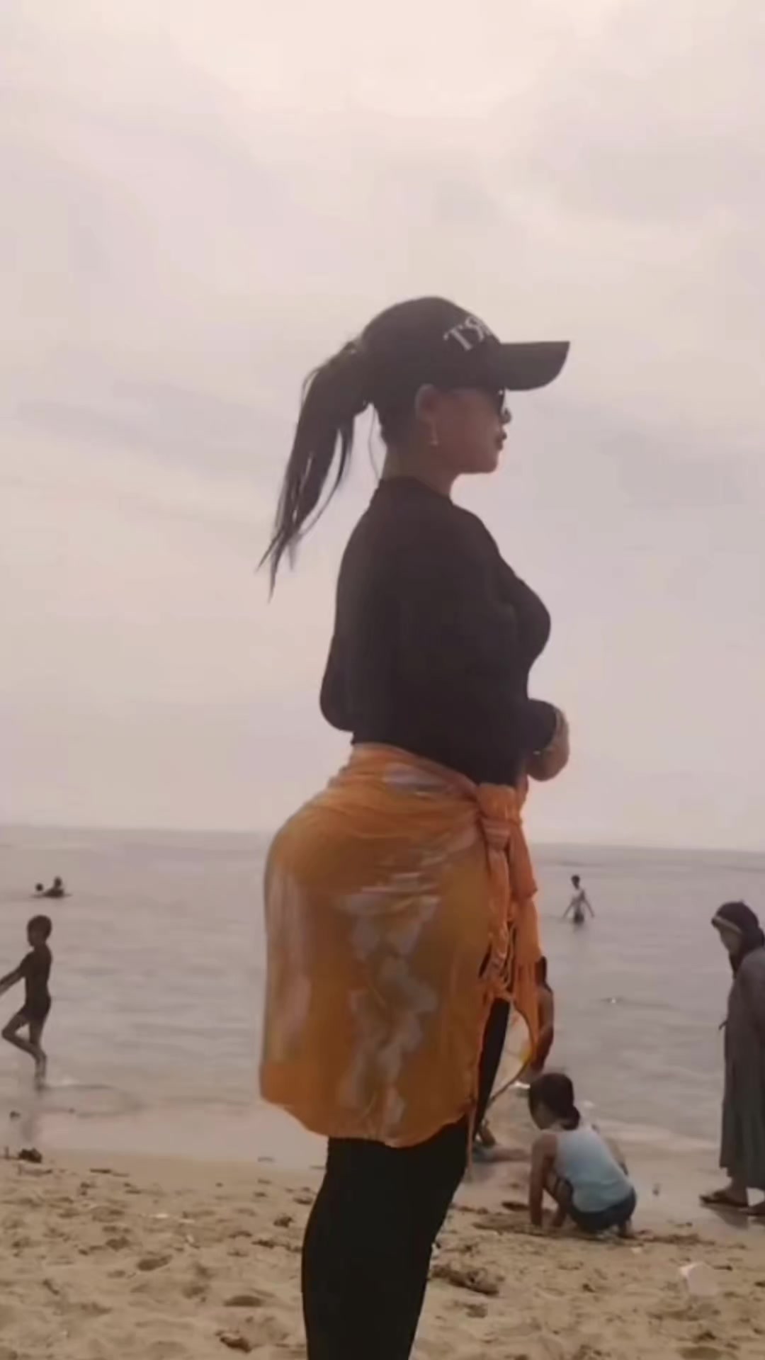@DEWIasmara396