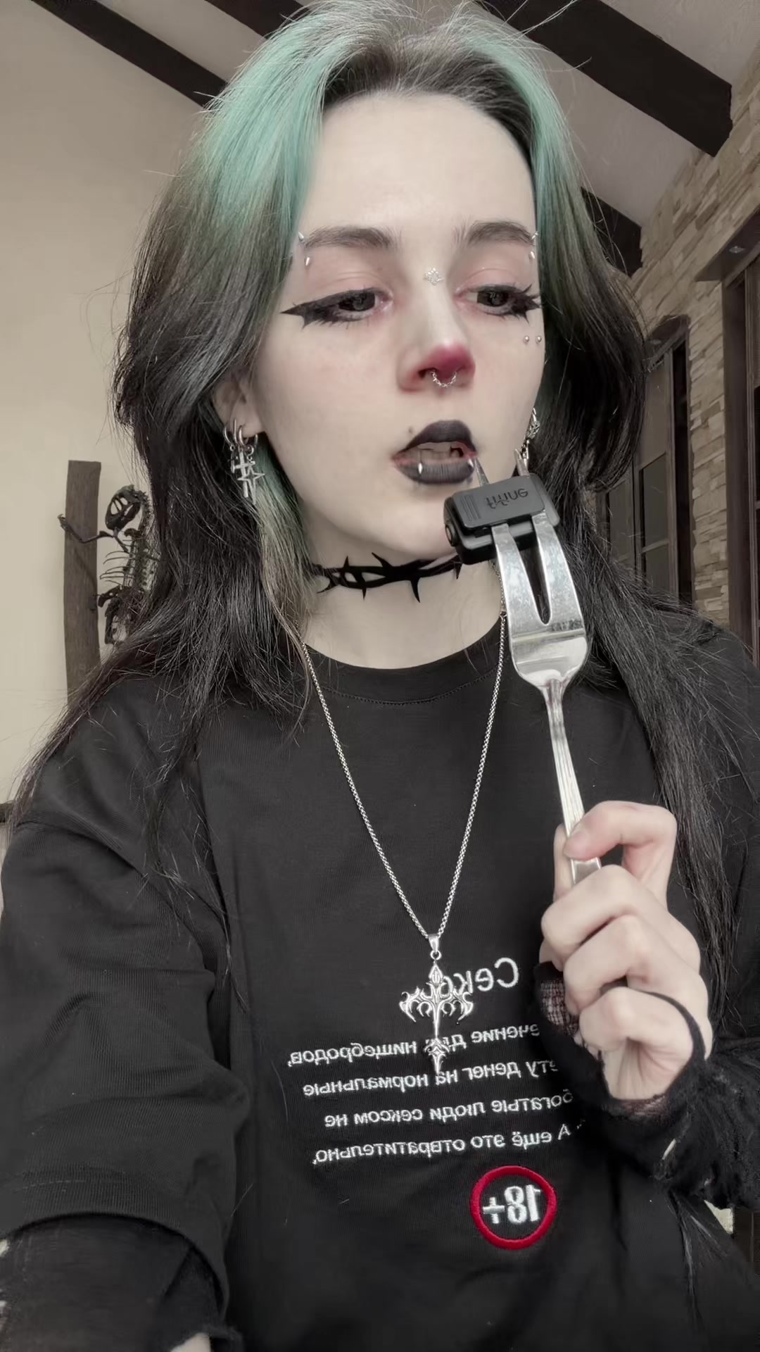 @вилка🧷