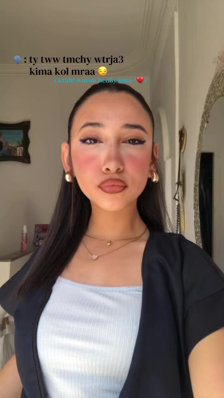 @M.