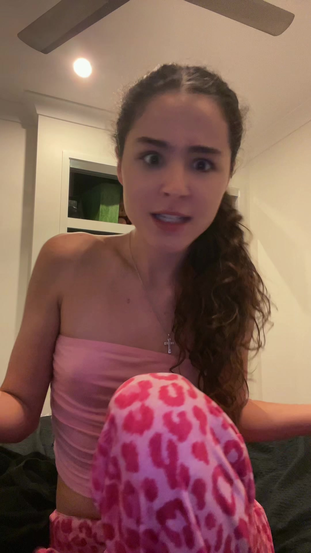 @Mia