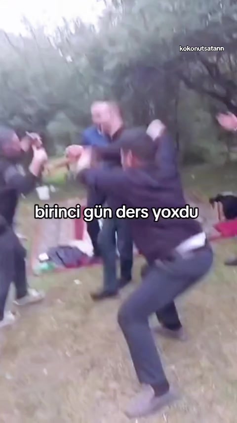 @🥥