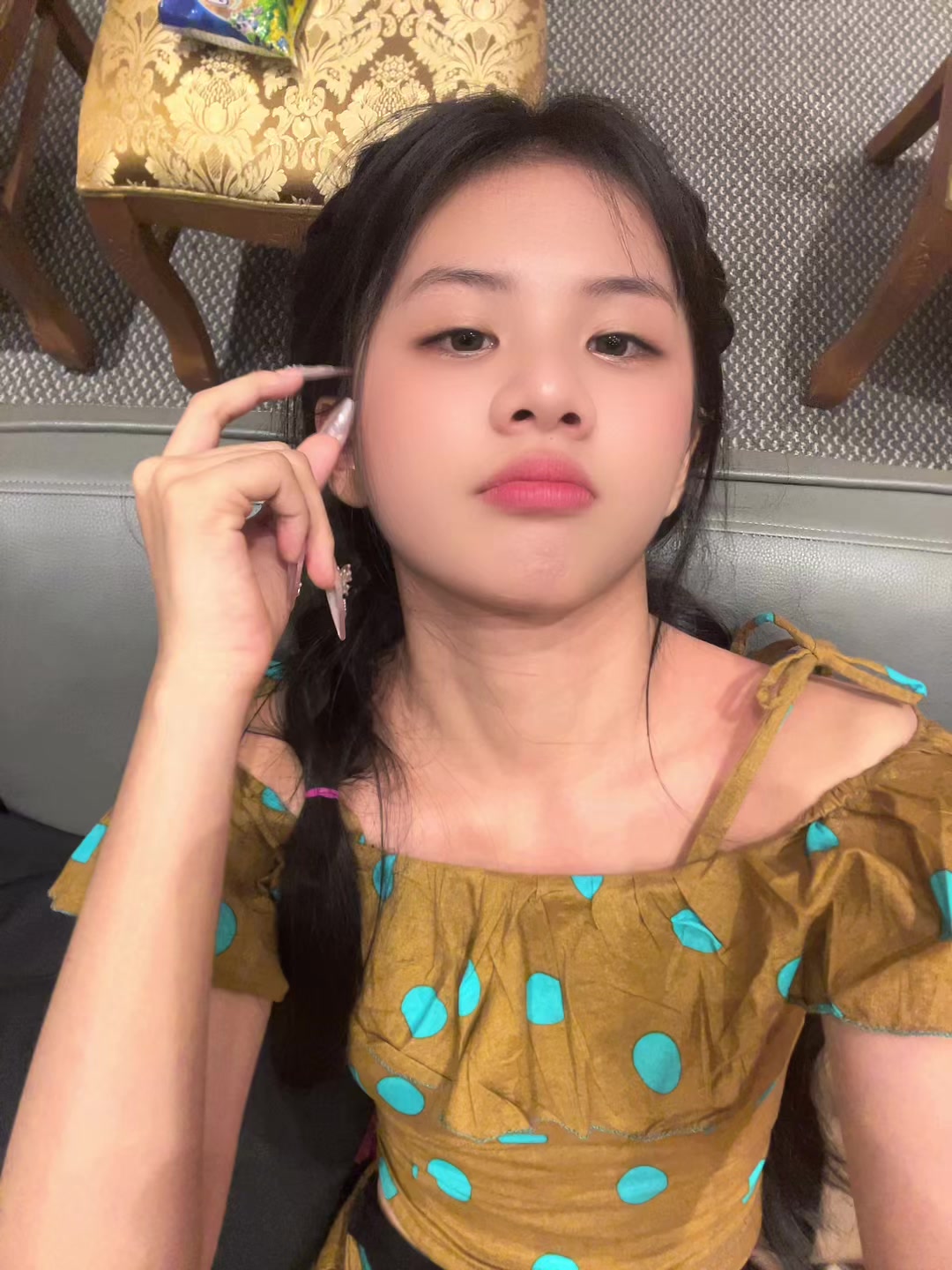 @Vera