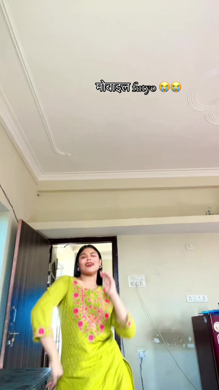 @🦋