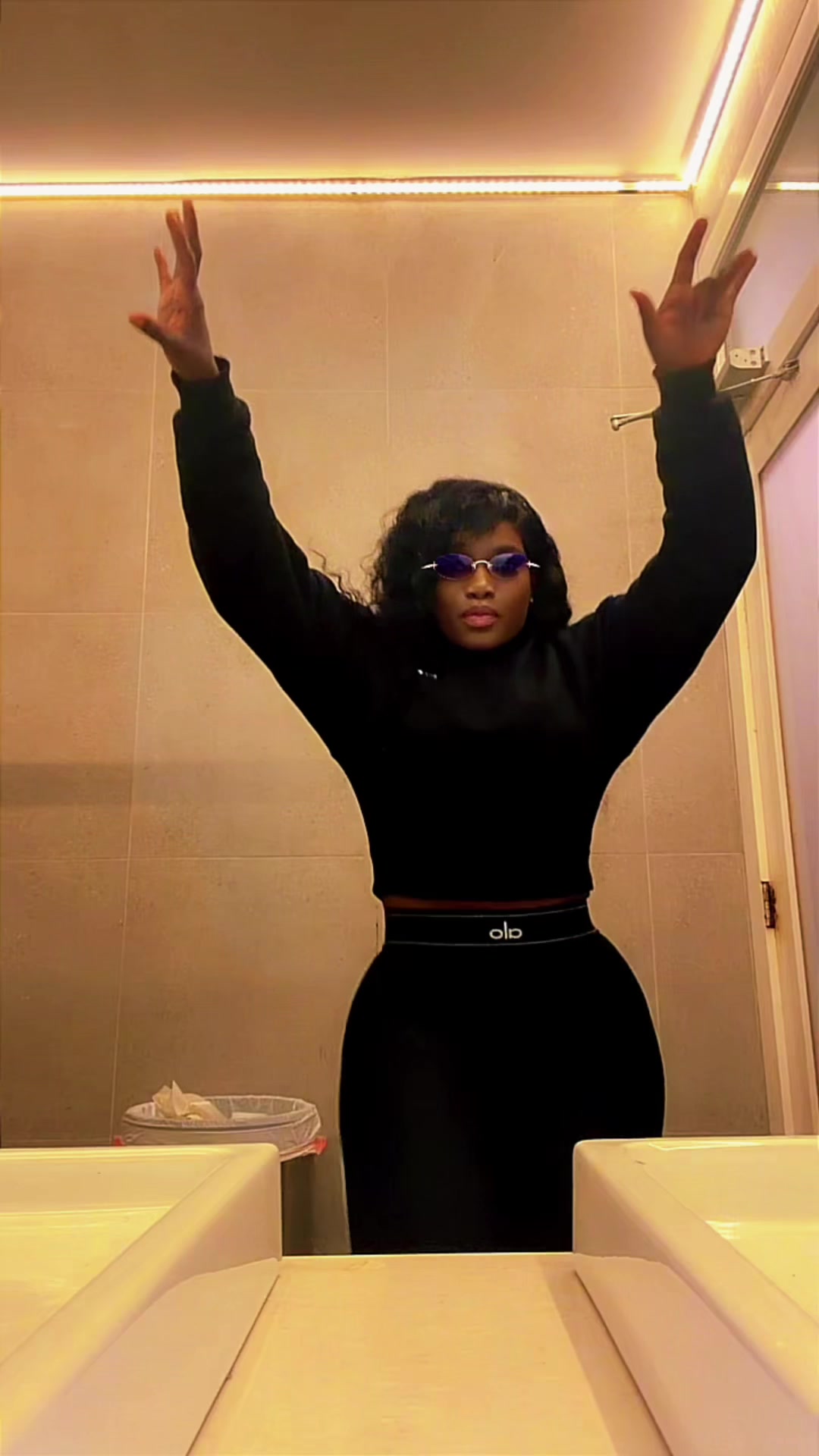 @Ebony shine