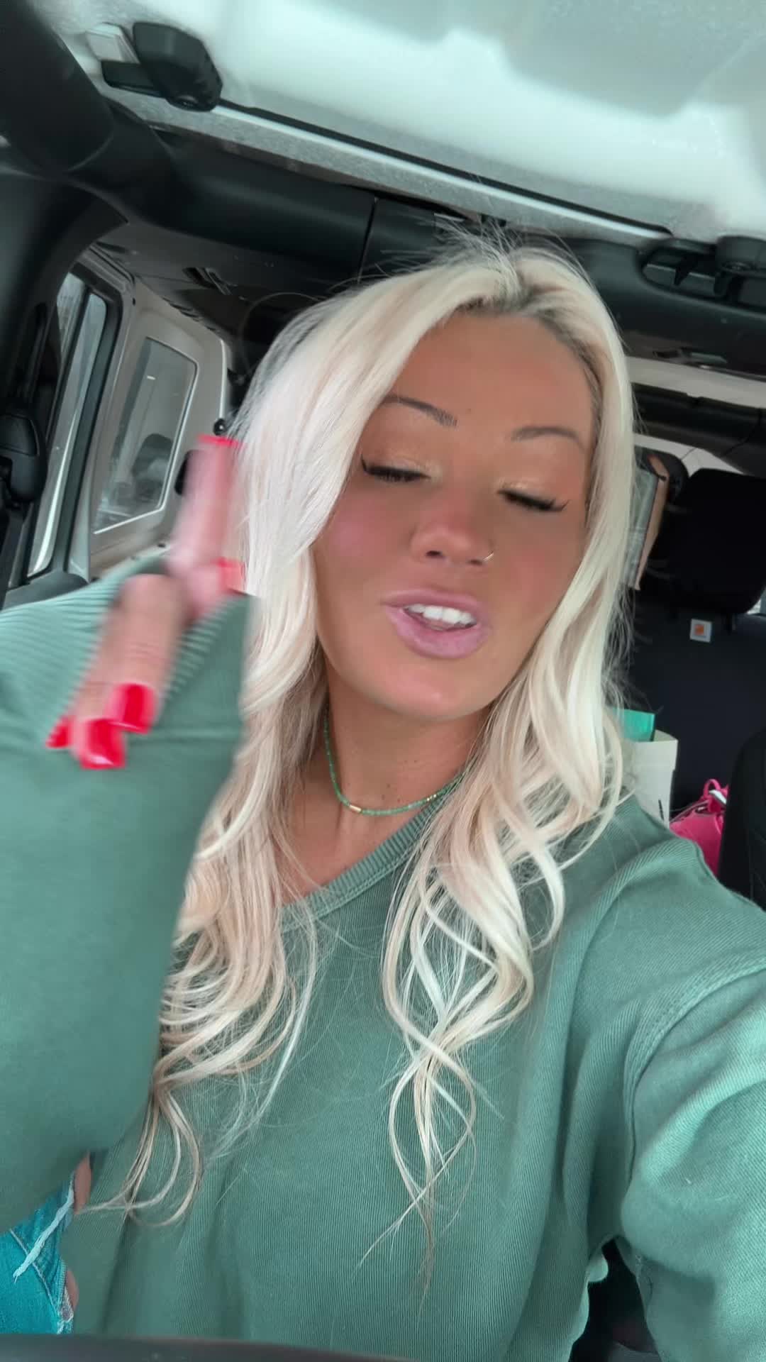 @Bai