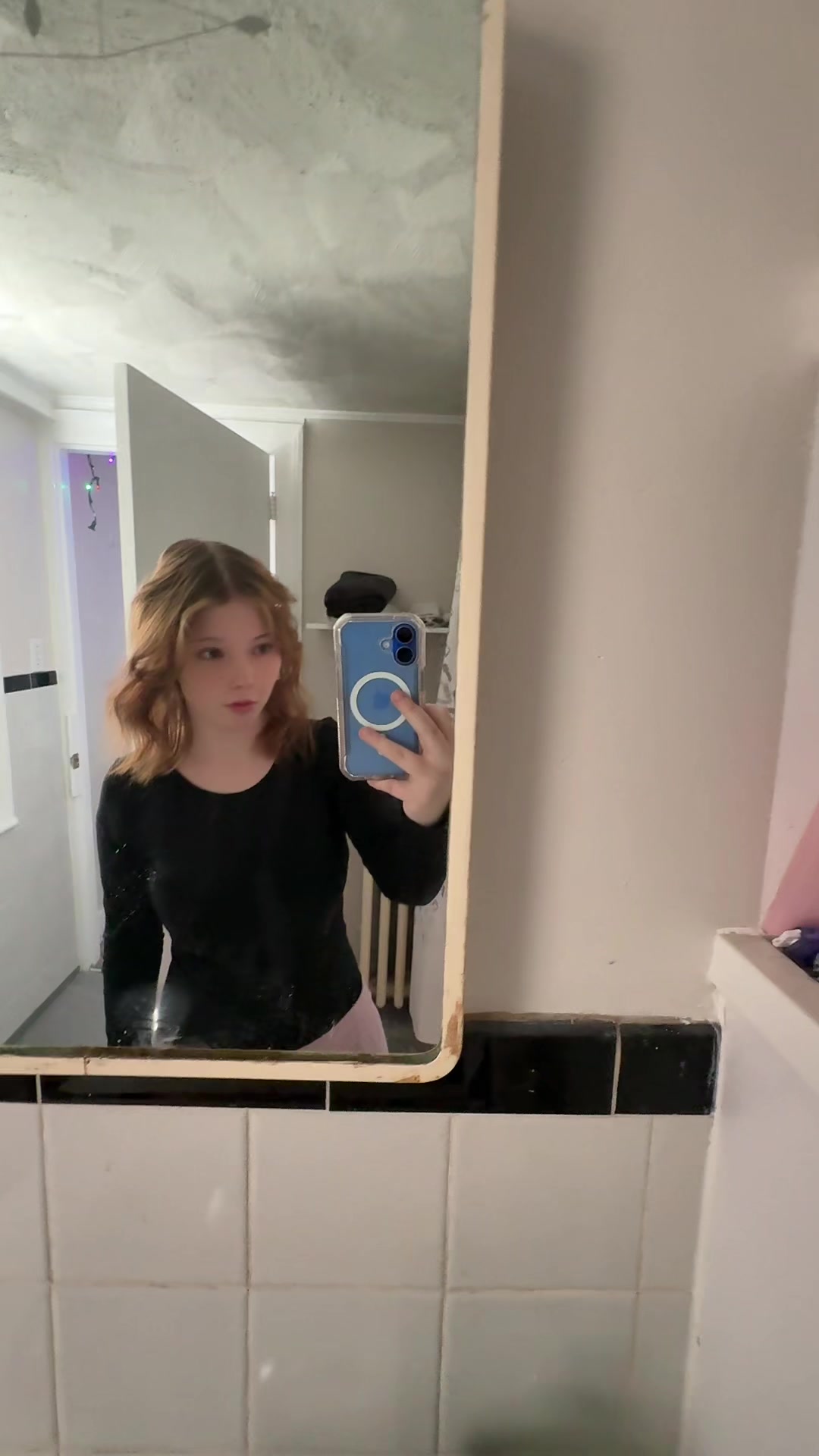 @🤫
