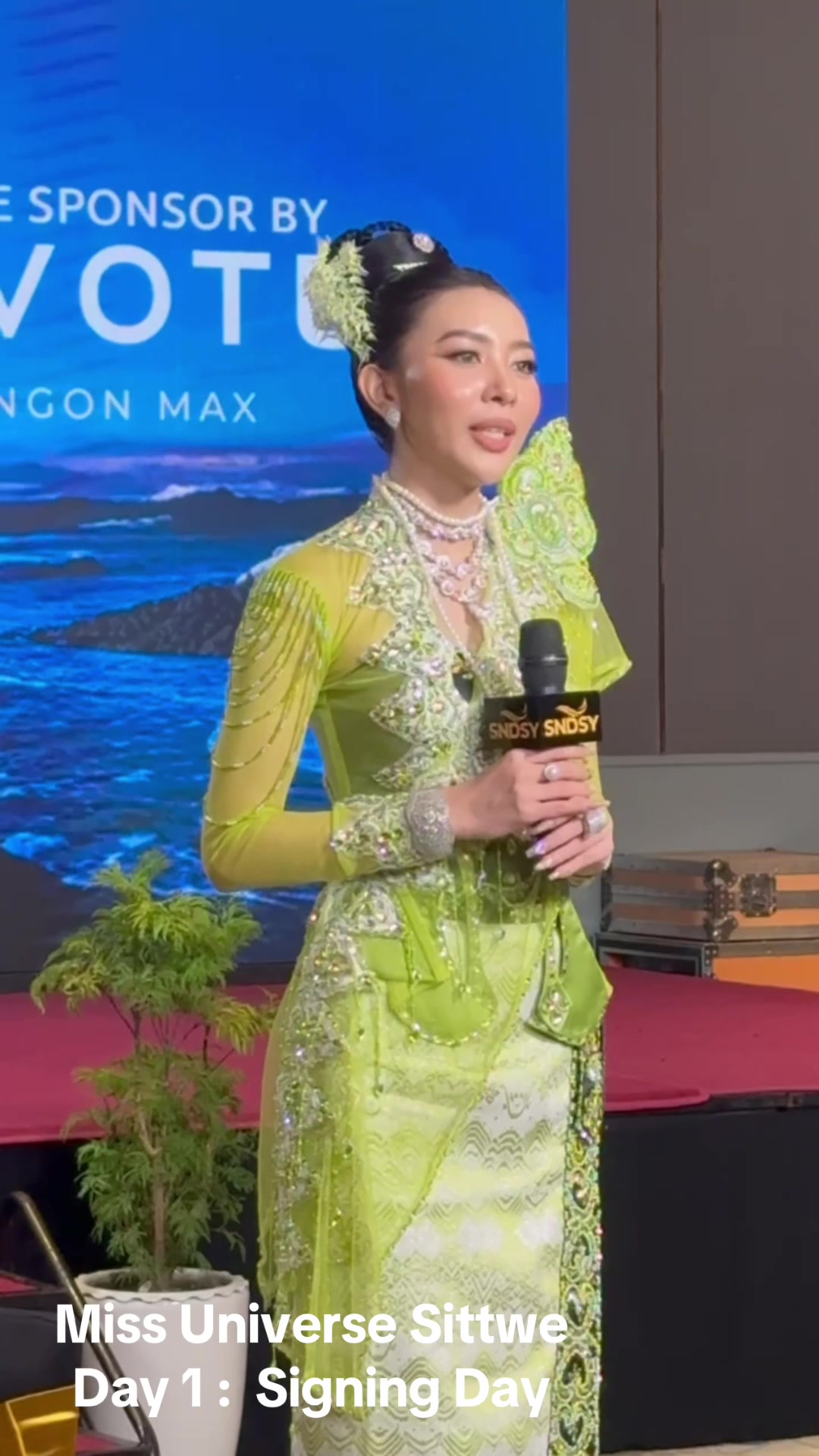@Miss Universe Thanlyin&amp;Sittwe
