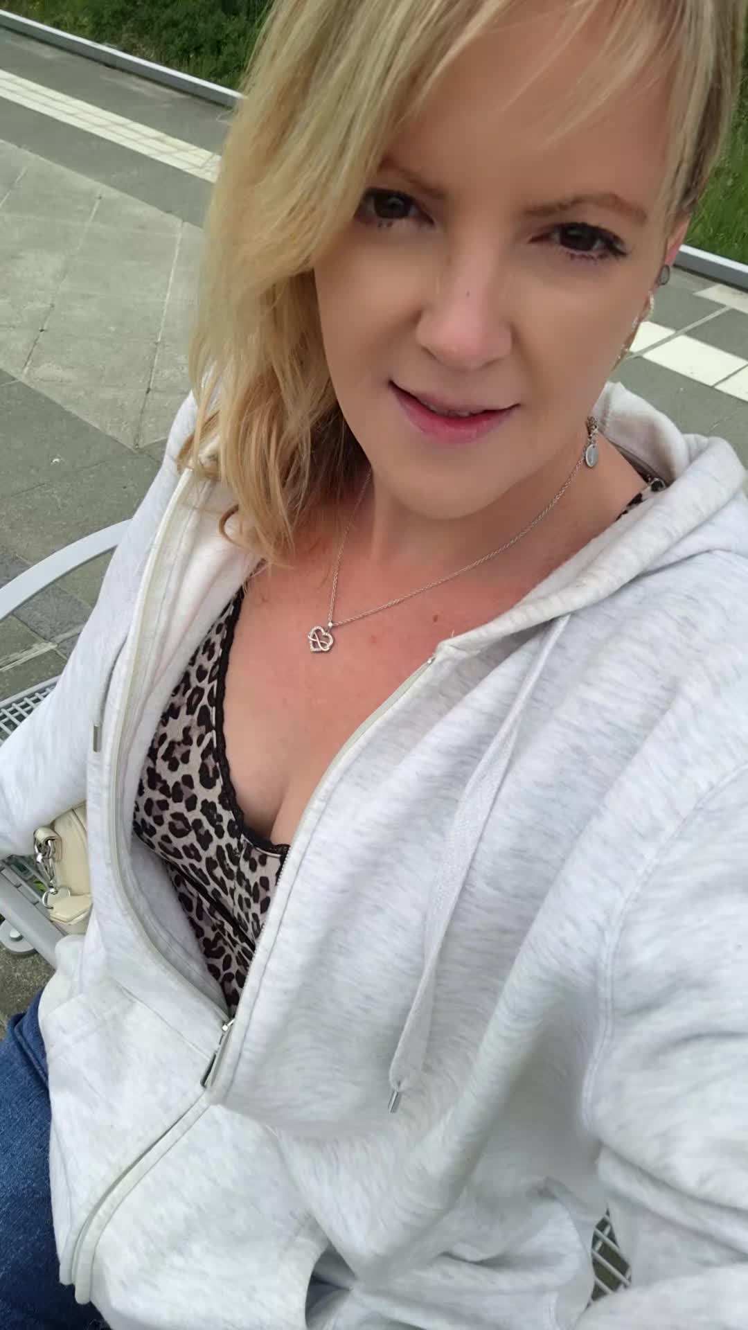 @🇩🇪🤘Ossigirl 🤘🇩🇪
