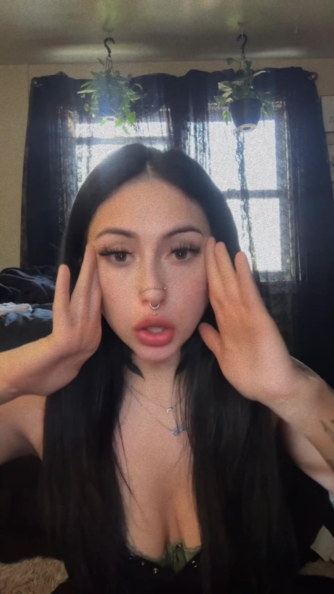 @ariel 🧛🏻&zwj;♀️
