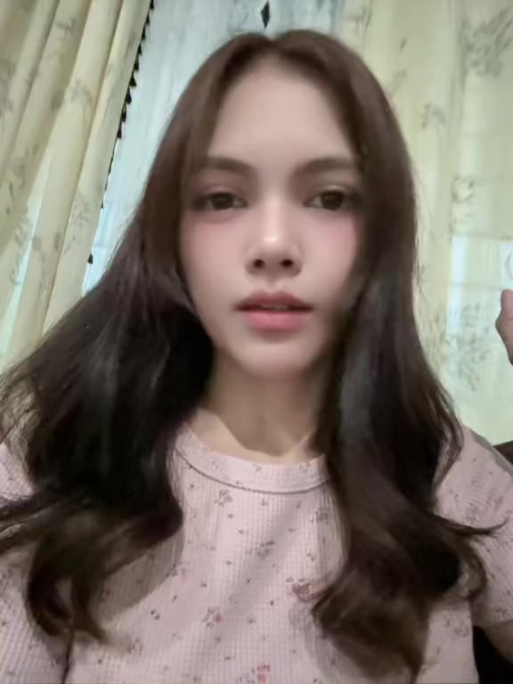 @anyalau12