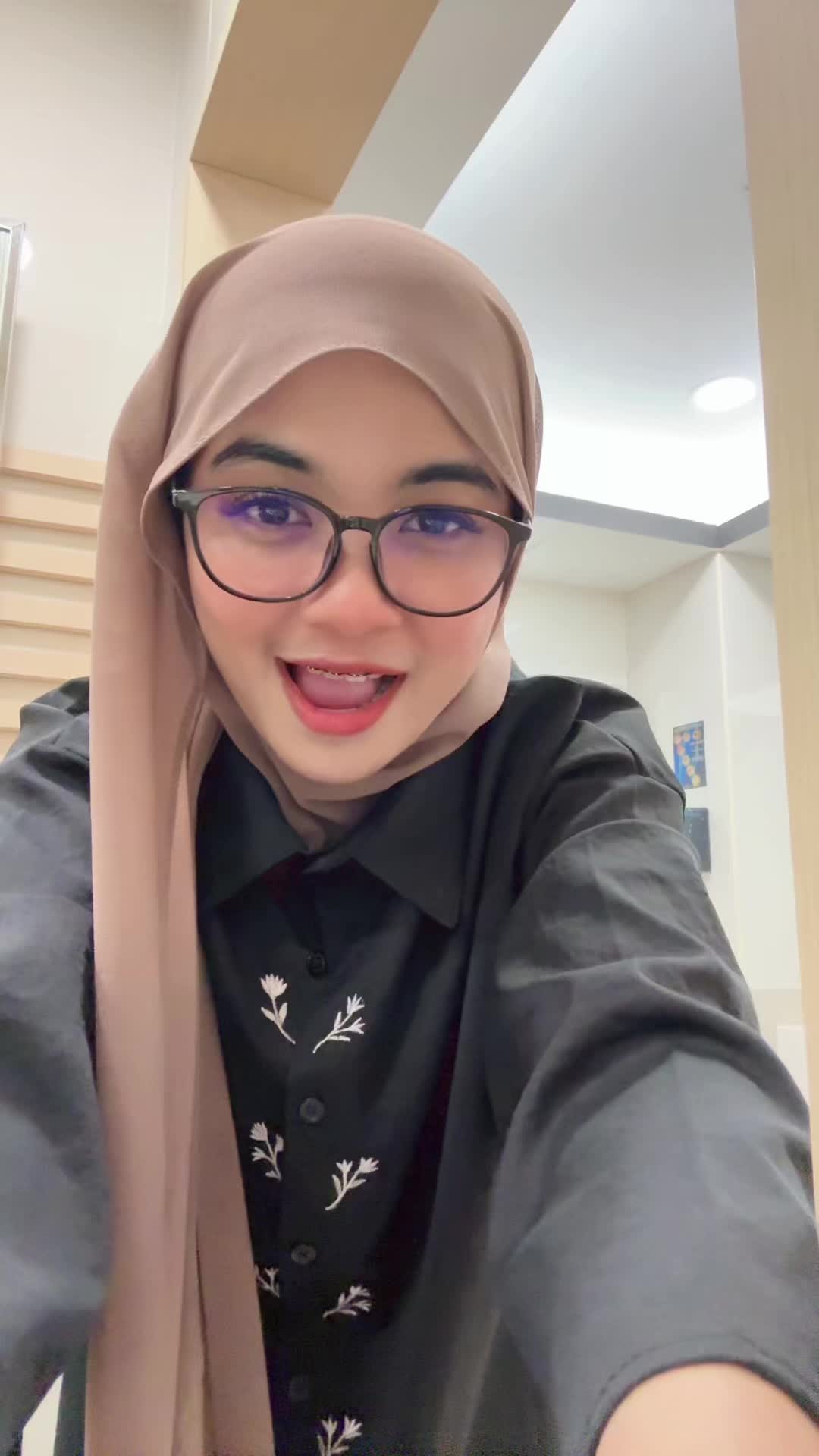 @🕊️