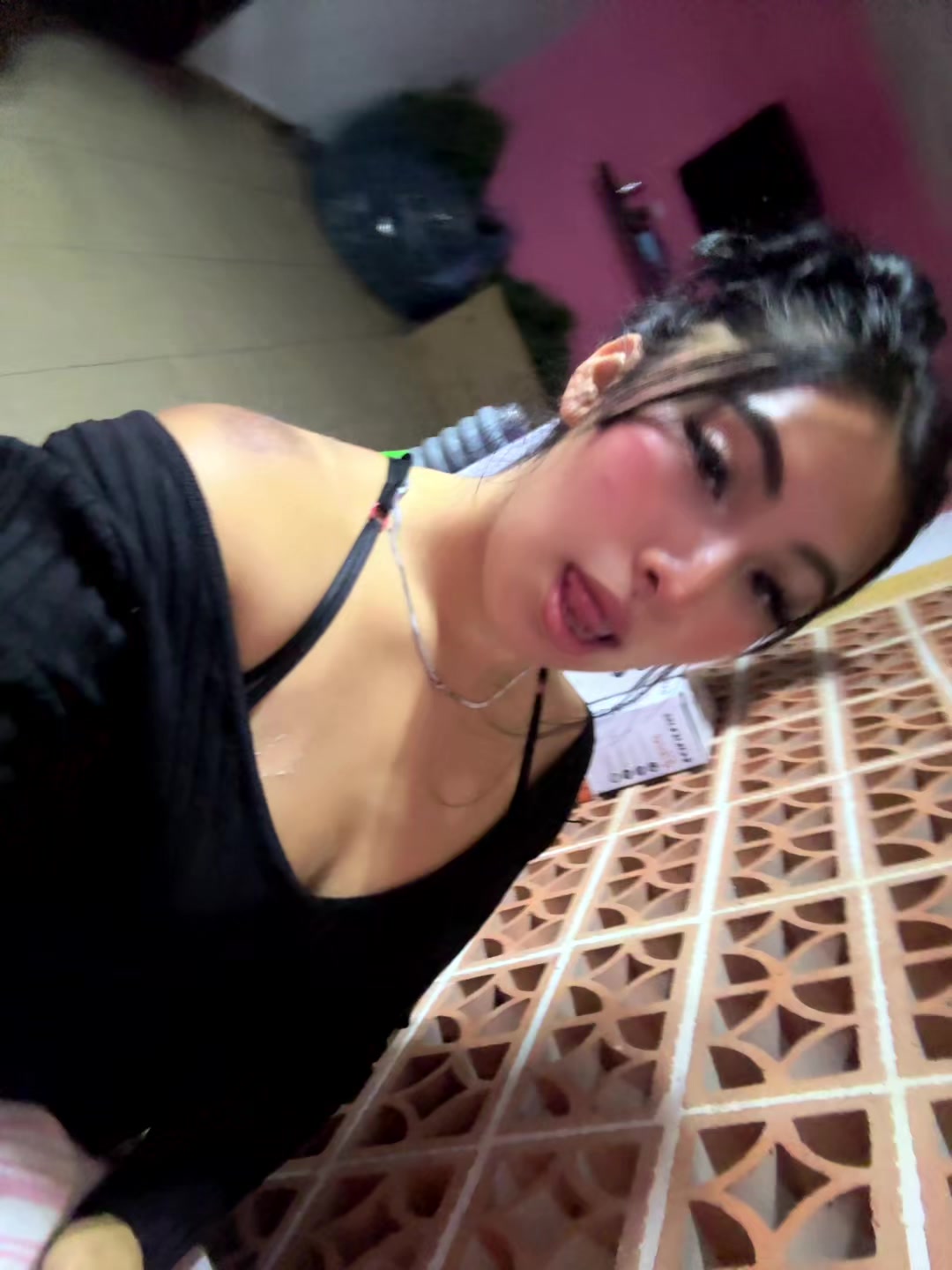@Nessa🖤