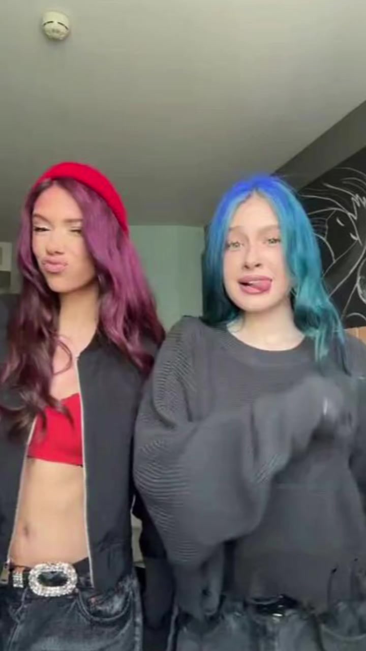 @MCcaramelka🍭