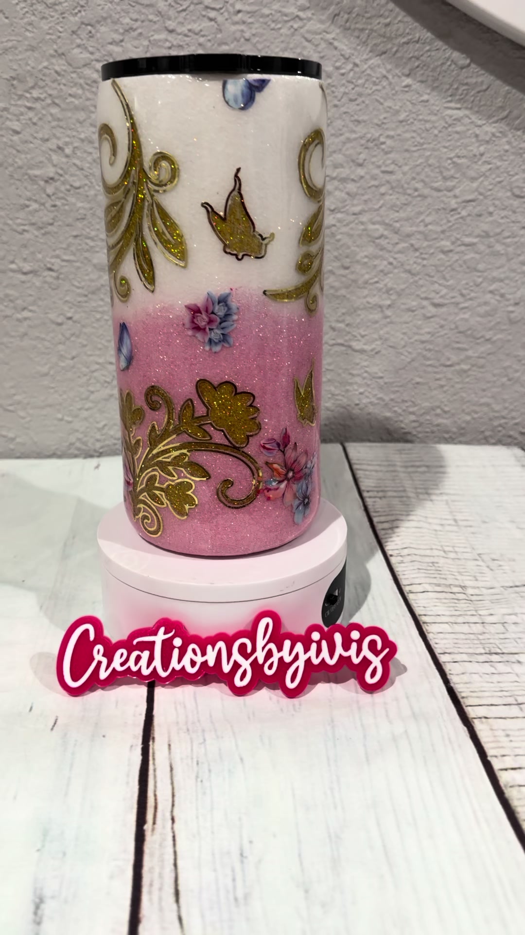 @Creations by Ivis