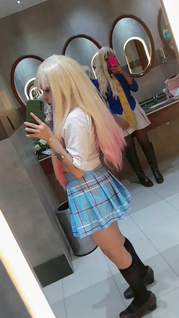 @lizze_uwu