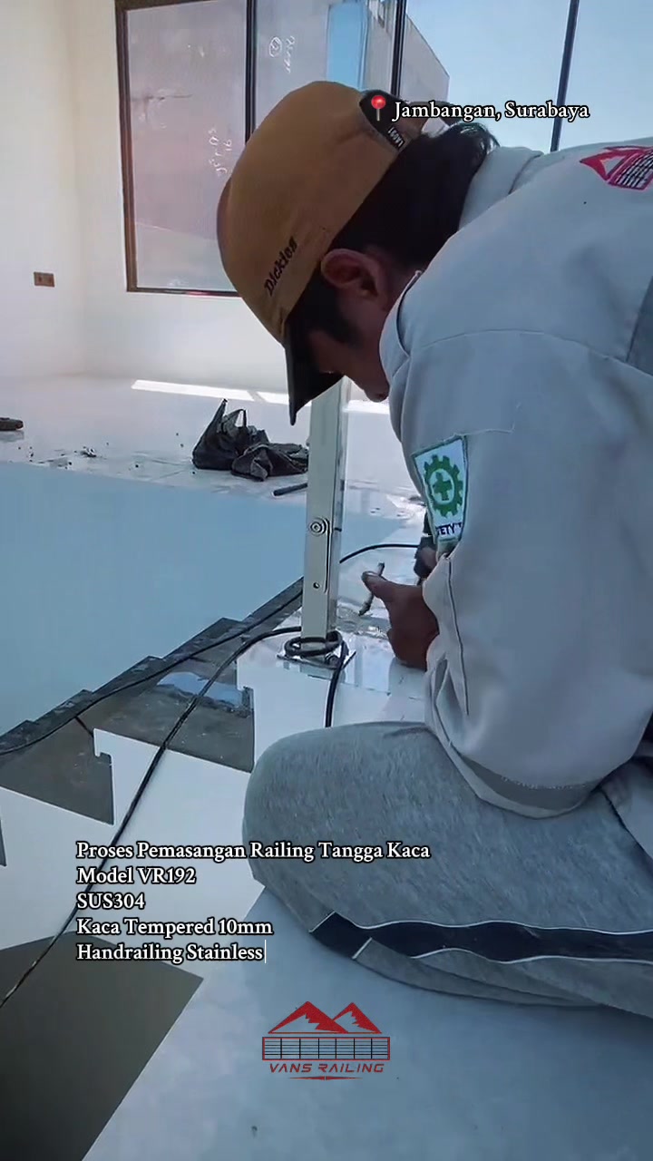 @Vans Railing