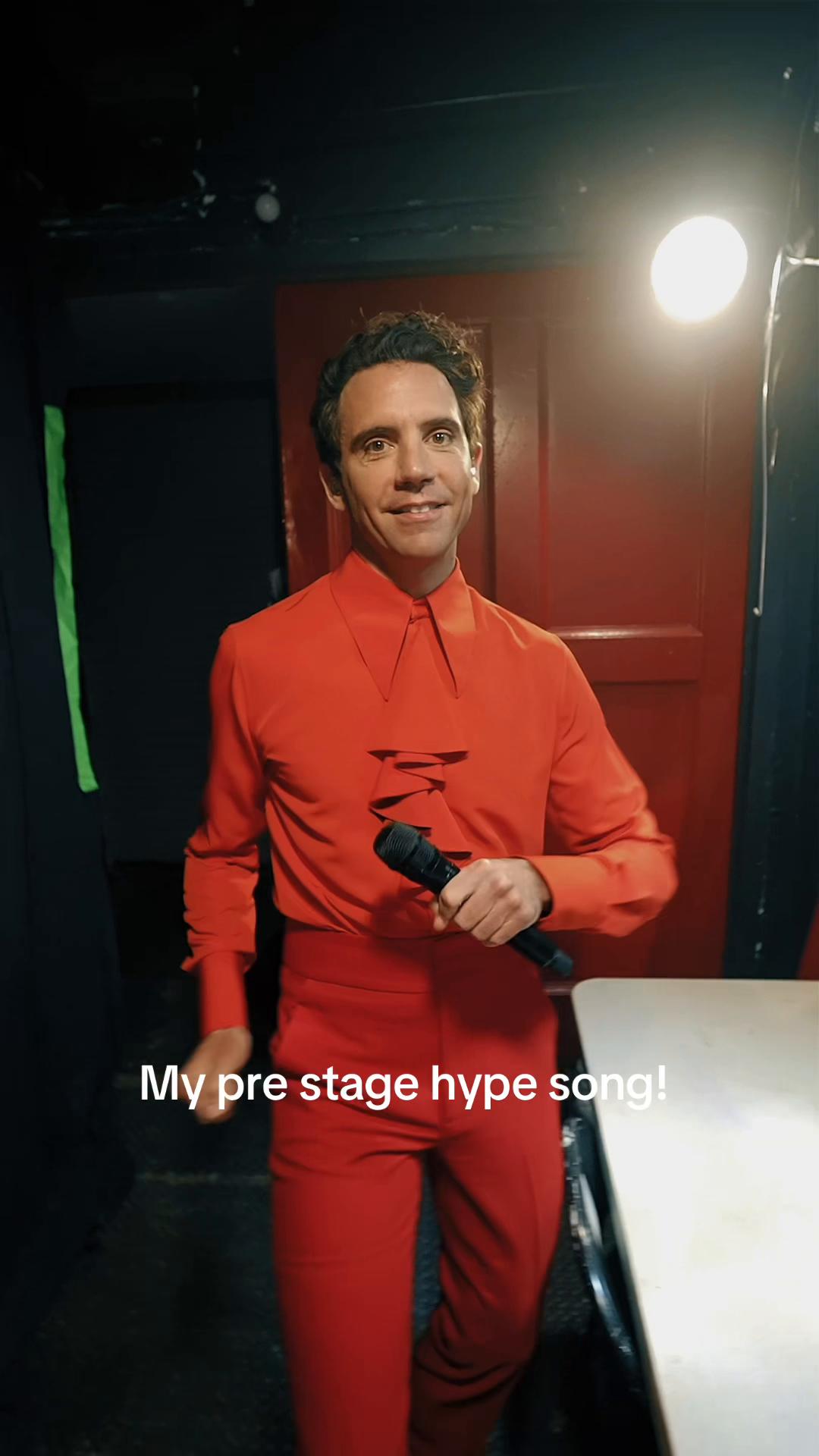 @MIKA