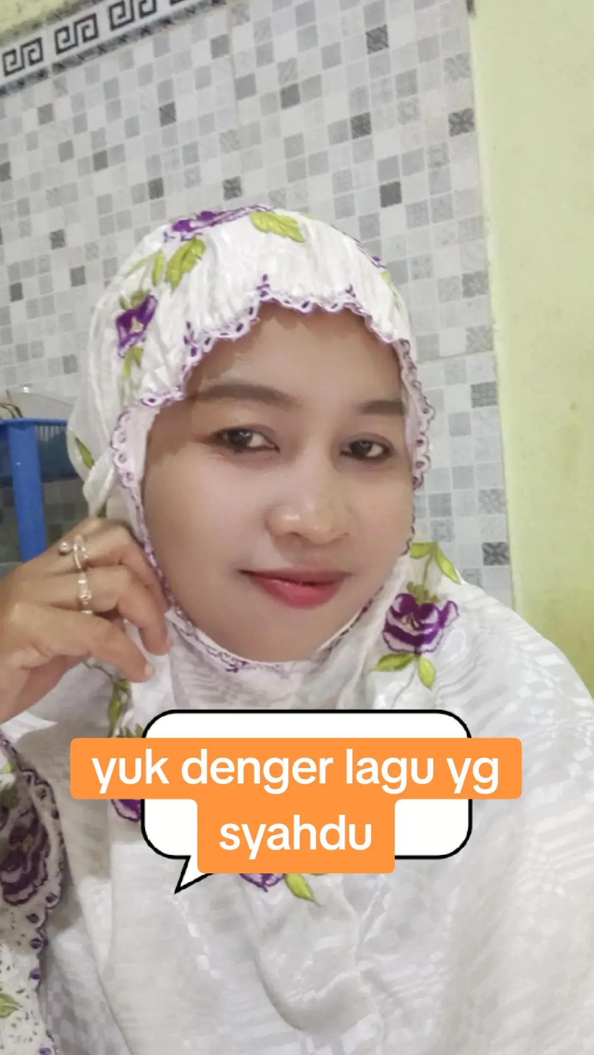 @FARISA🥰