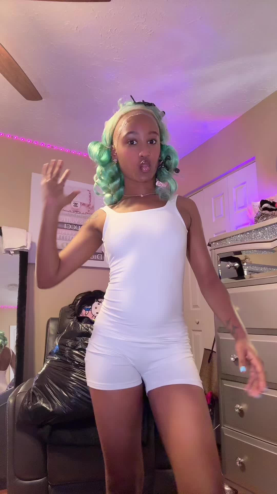 @zoriah 🎀