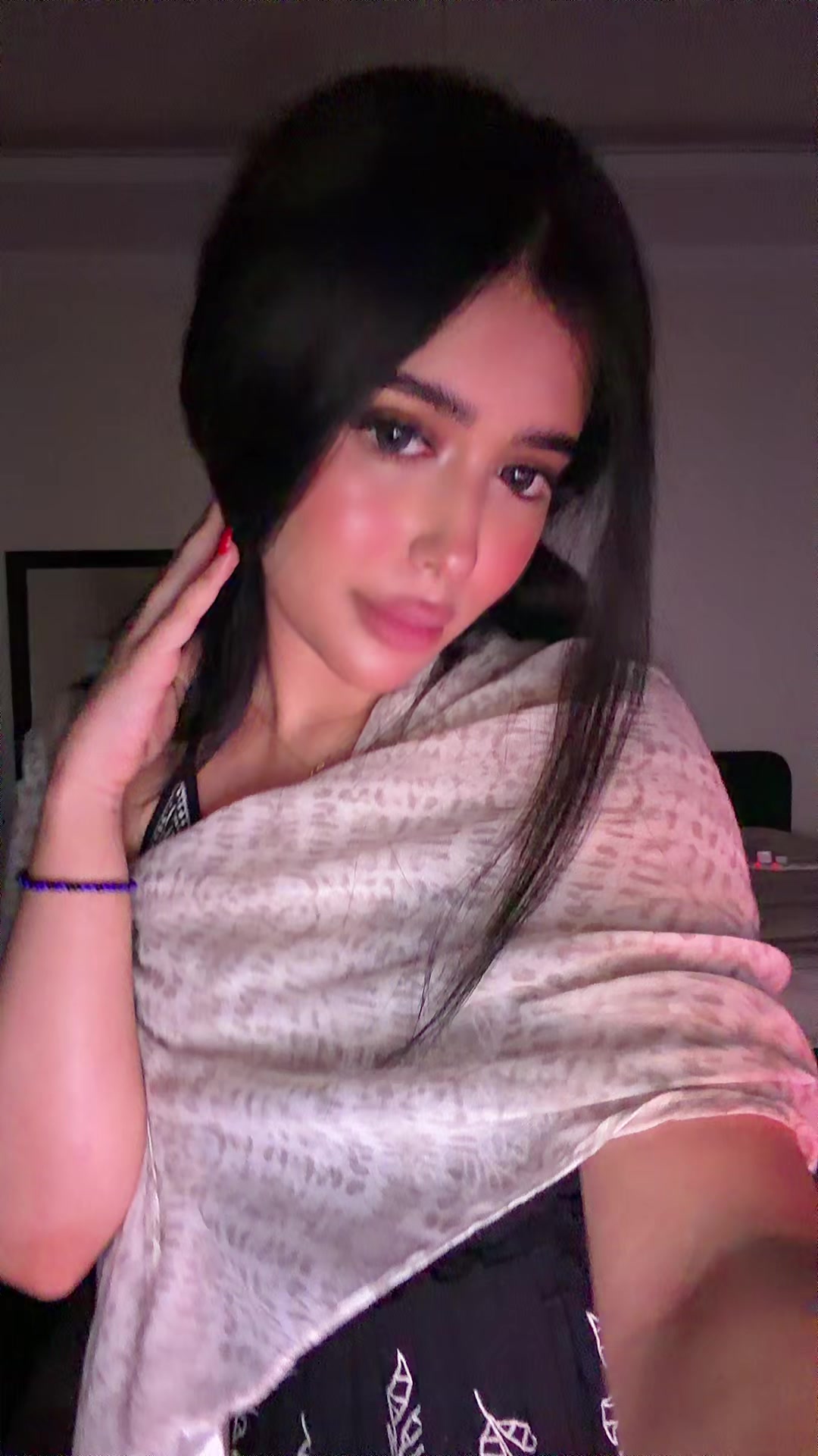@aqeel 🙆🏻&zwj;♀️ | لانا