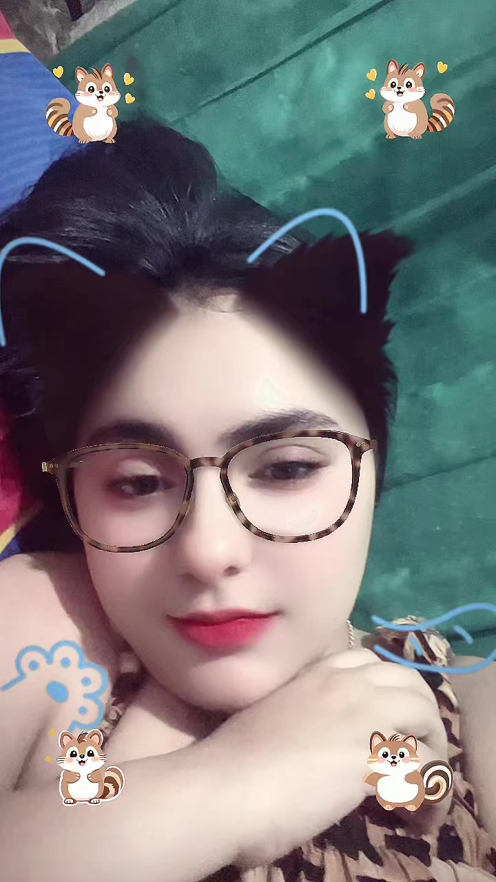 @momyzee_🦄