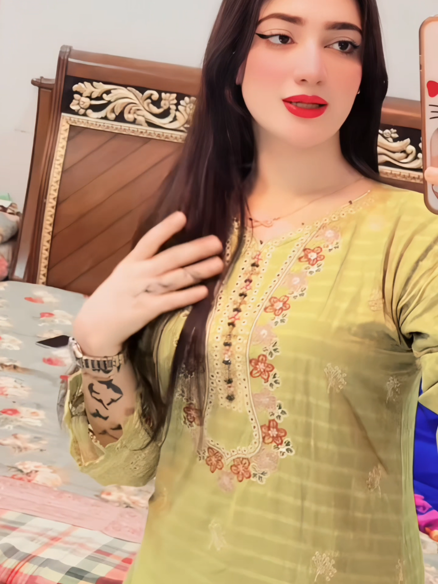 @𝐁𝐚𝐫𝐲𝐚𝐥 𝐒𝐭𝐮𝐝𝐢𝐨