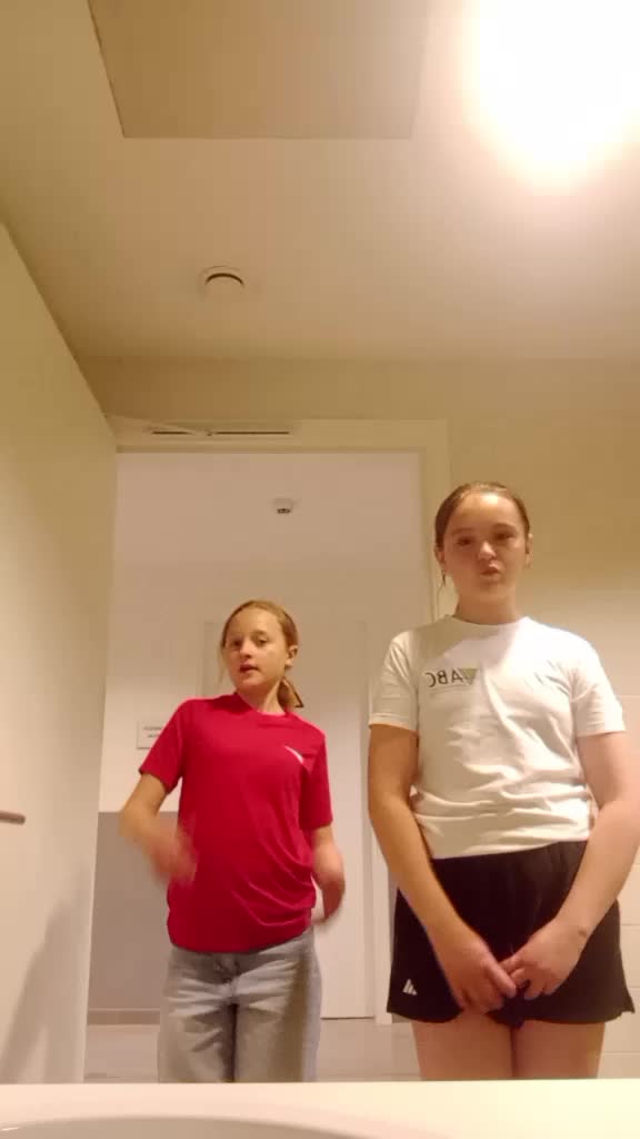 @Alina Lacroix