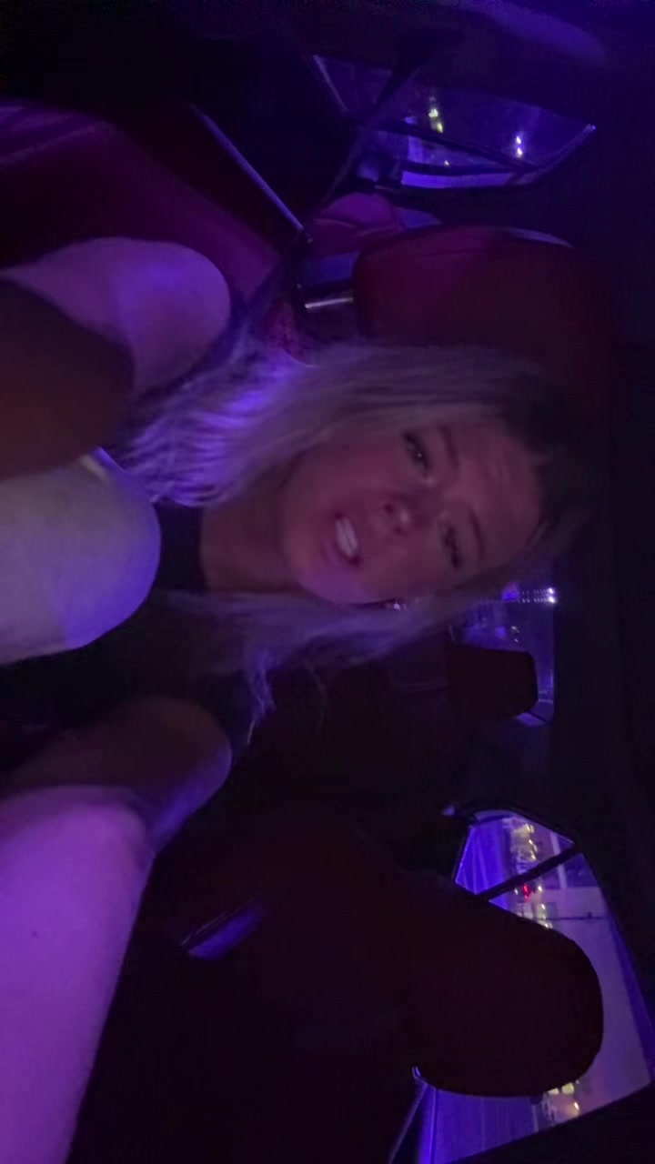 @bella